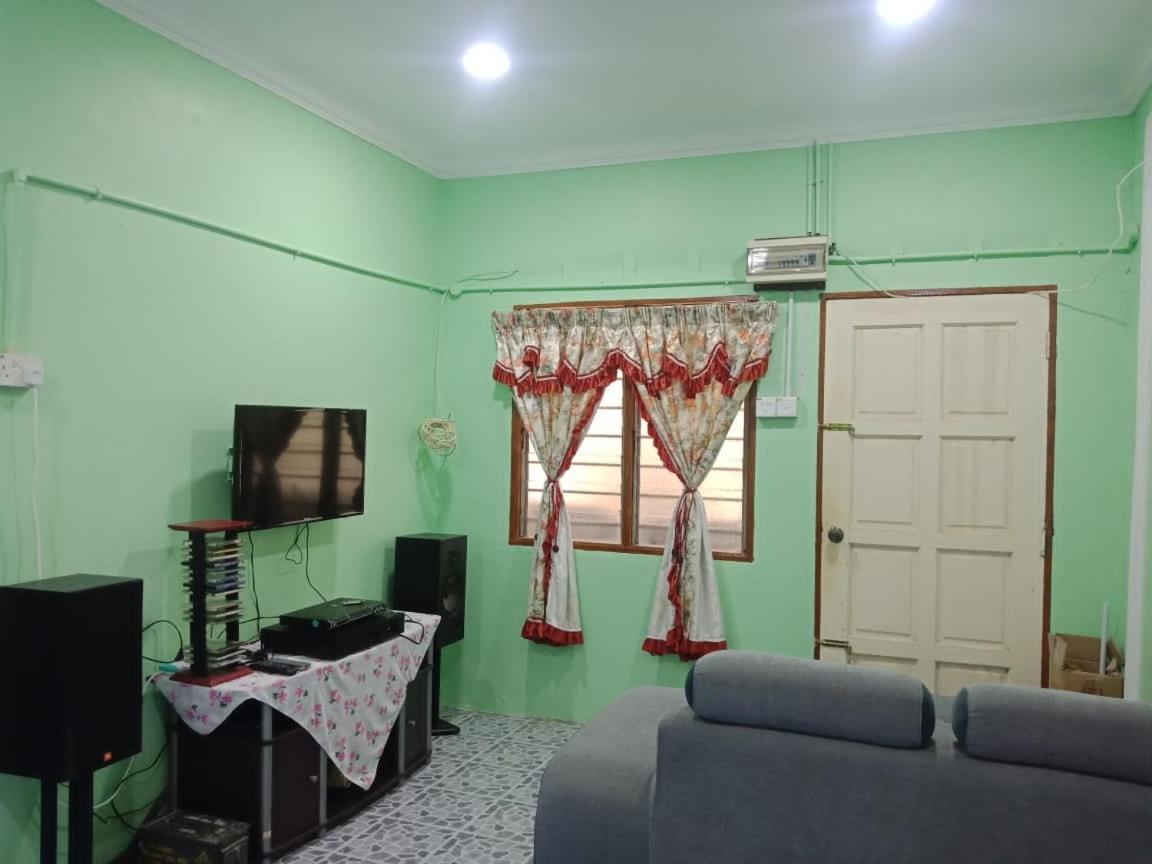 Kuntum Cottage Bed & Breakfast Kampung Tanjung Ipoh Exterior foto